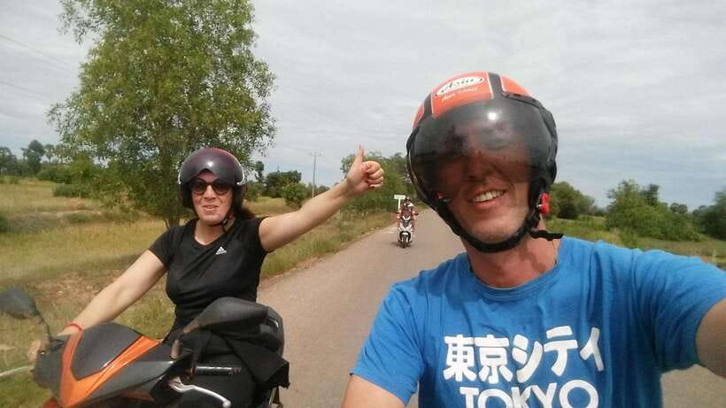 Siem Reap: 3-Hour Ancient Trails Motorbike Tour - Pagoda pause: meeting a monk and slowing down