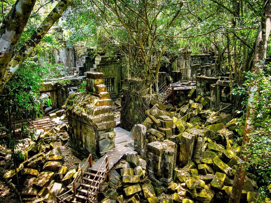 Siem Reap: 4-Day Angkor Wat and Beng Mealea Tour - Guides, comfort, and why small-group matters at Angkor