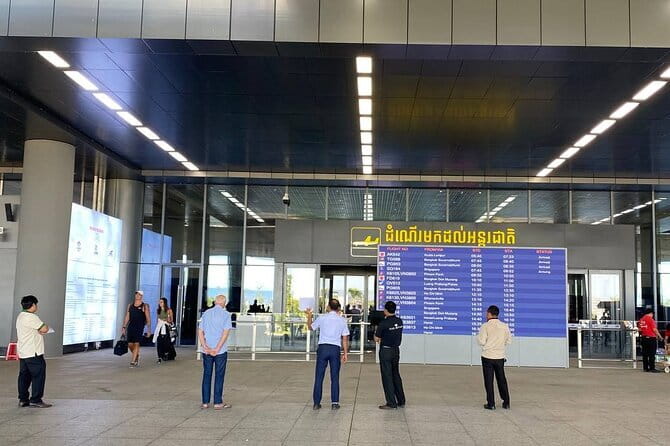 Siem Reap Airport Taxi Transfer - City Center Hotels - The 30 to 40 Minute Ride Into City Center