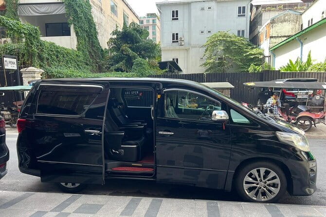 Siem Reap Airport Taxi Transfer - City Center Hotels - Drop-Off Options: Center Hotels, Apartments, and Airport Returns