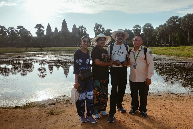 Siem Reap Angkor 4 best of the best temples tour - Why start at Angkor Wat sunrise at 4:45 am