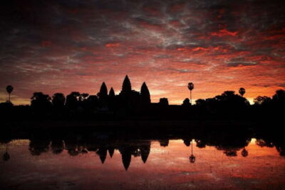 Angkor Sunrise 1- or 2-Day Guided Temples Tour