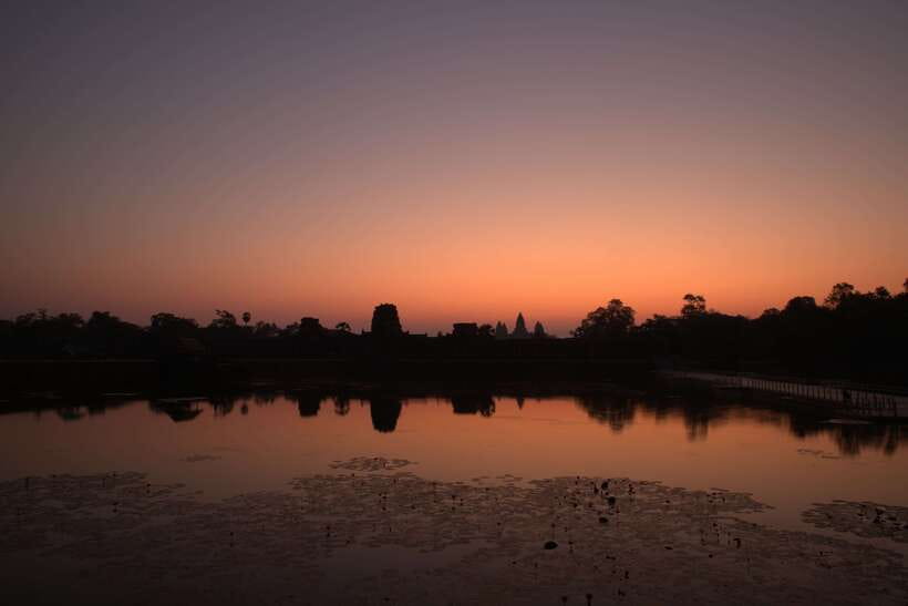 Siem Reap: Angkor Sunrise 1- or 2-Day Guided Temples Tour - The schedule reality: long days, specific start times, and how to handle them