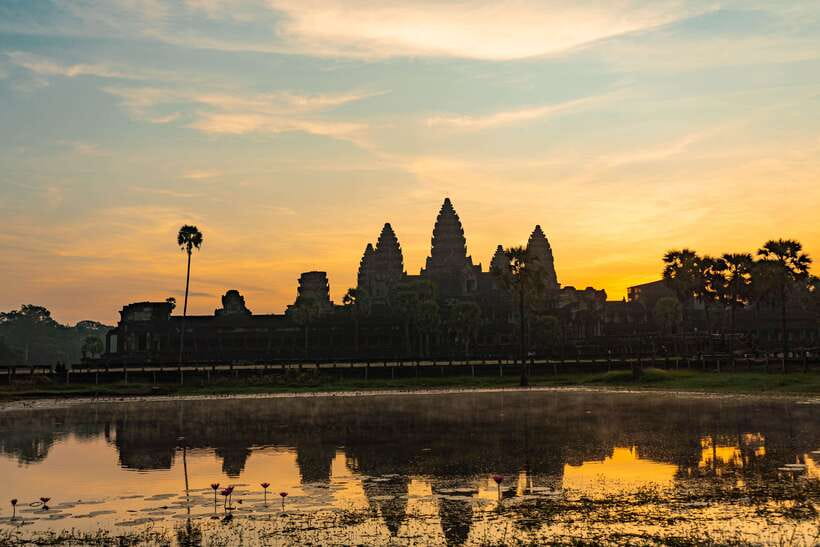 Siem Reap: Angkor Sunrise 2 Days Guided Bike Tour - Key moments that make this tour worth your time