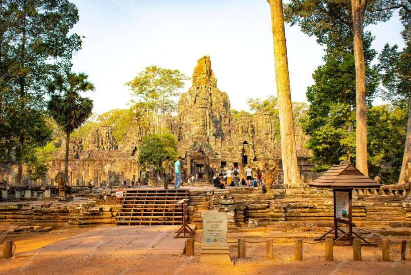 Siem Reap: Angkor Temples Tour - Shared Tours tours guide - Quick hits before you go
