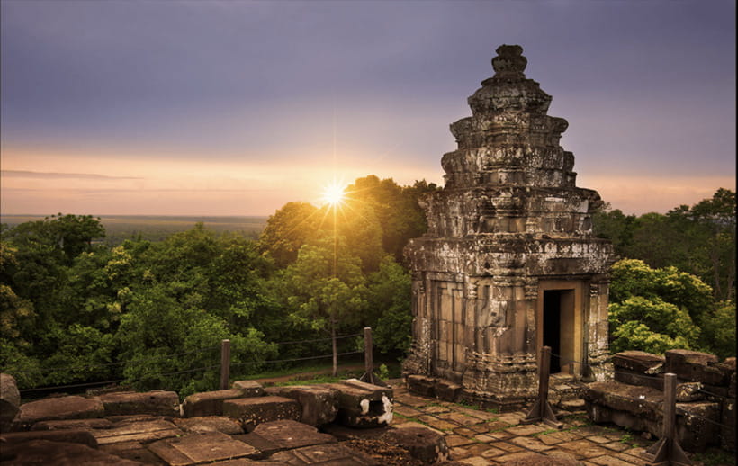 Siem Reap: Angkor Temples Tour - Shared Tours tours guide - Angkor Thom South Gate: Bayon and Ta Prohm in one flow