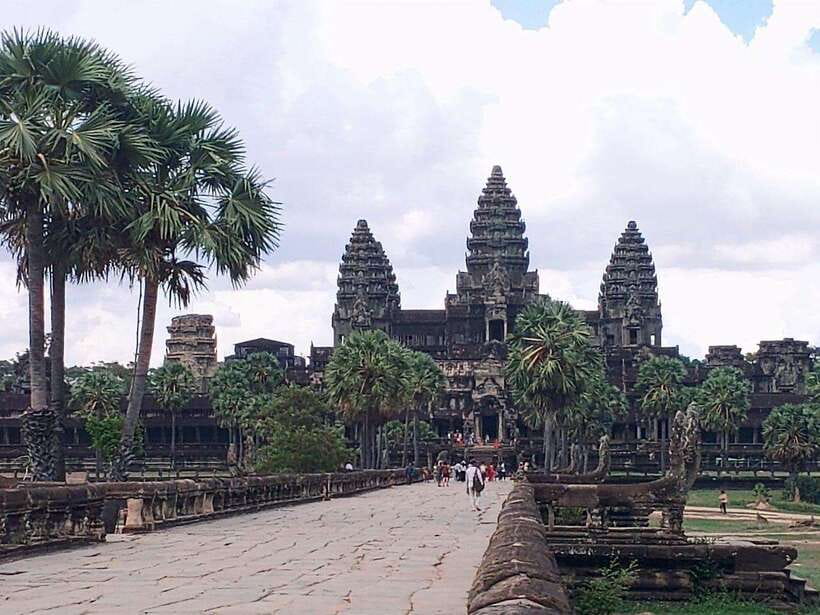 Siem Reap: Angkor Wat, Angkor Thom, and Banteay Srei Tour - $155 per group up to 6, and when this feels like a smart value