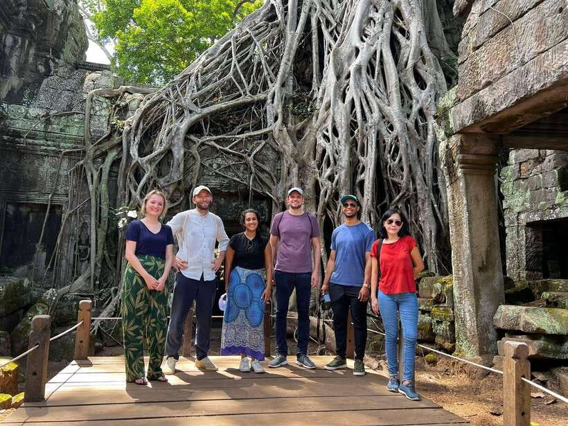 Siem Reap: Angkor Wat, Bayon & Ta Prohm Guided Tour - Angkor Thom City: the capital-city feel and the lookout moment
