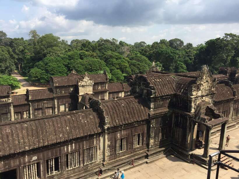 Siem Reap: Angkor Wat Half-Day Trip with Local Guide - Practical tips so the half-day feels easy
