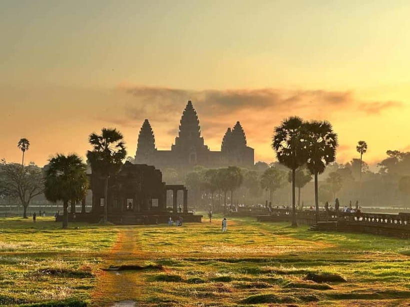 Siem Reap: Angkor Wat Private Tour with Sunrise - Key things that make this tour work well
