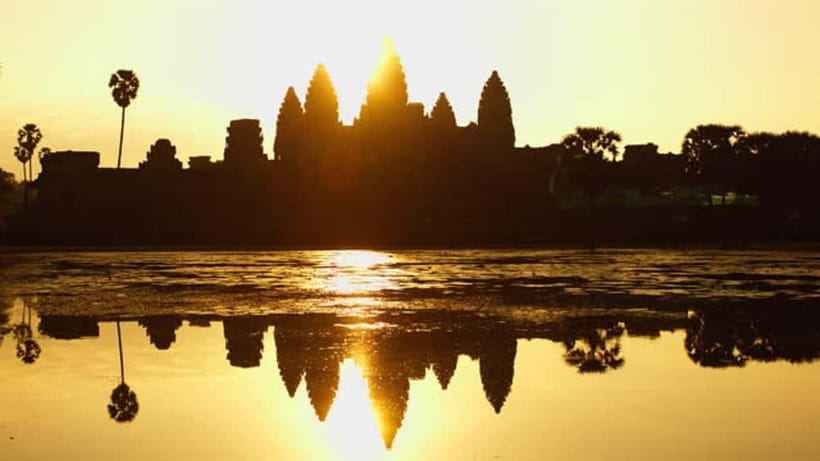 Siem Reap: Angkor Wat Private Tour with Sunrise - Sunrise at Angkor Wat: why the 5 am start is the whole point