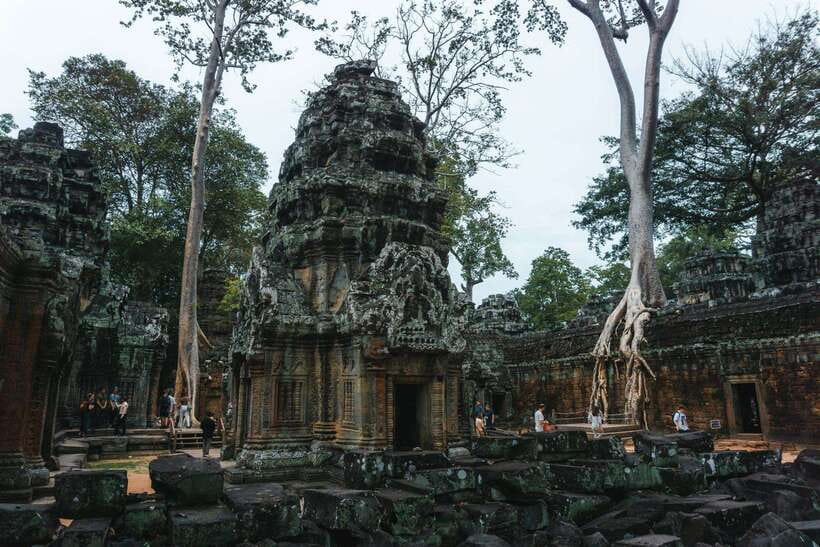 Siem Reap: Angkor Wat Small-Group Full Day Tour and Sunset - Ta Prohm’s Tree Roots: The Stop That Feels Like Time Travel