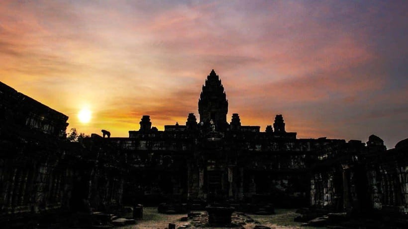Siem Reap: Angkor Wat: Small-Group with Sunset Tour - Key highlights to look for