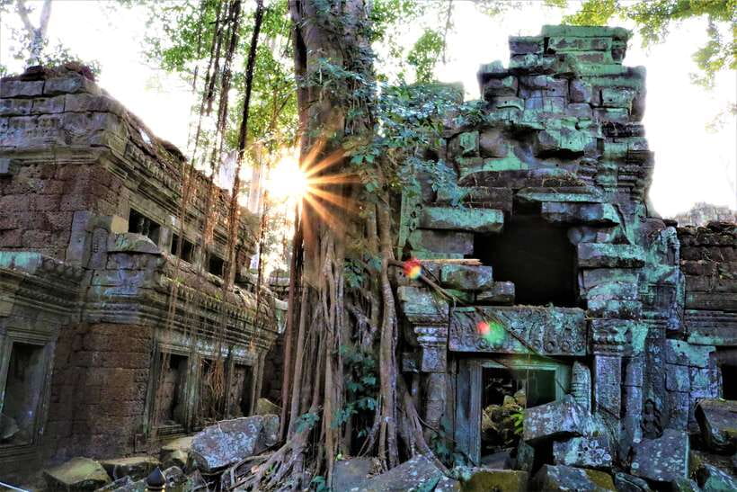 Siem Reap: Angkor Wat Sunrise and Best Temples Tour - Bayon Faces, the Leper King Terrace, and the Terrace of Elephants