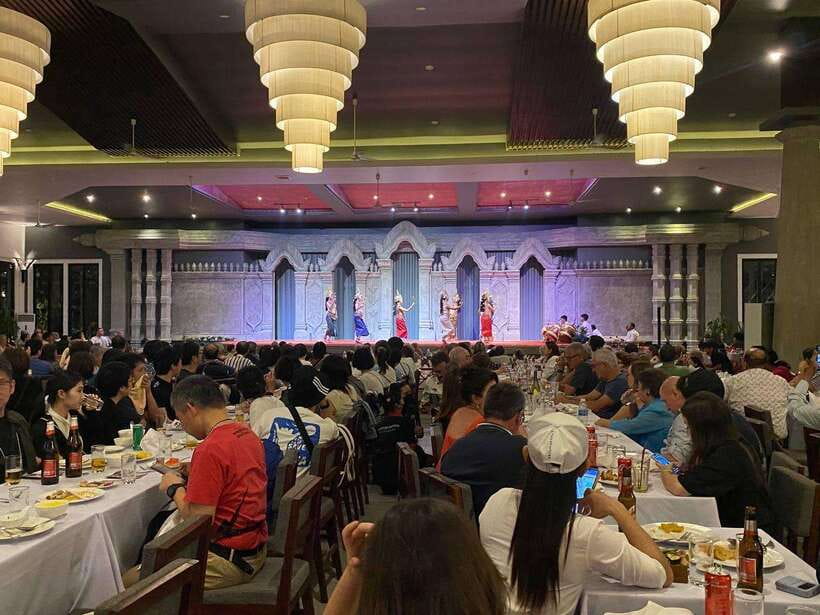 Siem Reap: Apsara Dance Show & Dinner with Tuk-Tuk Transfers - What the Experience Feels Like Once You’re There