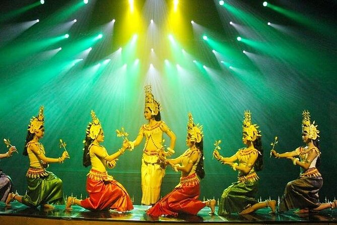 Siem Reap Apsara Dinner show & Hotel Pick up - The Morakot Angkor or Amazon Angkor venue: set up for a show night
