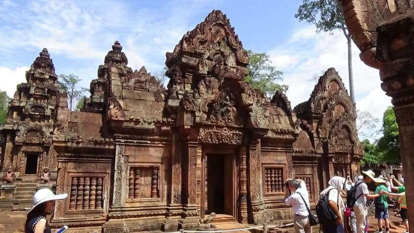 Siem Reap: Banteay Srei and Grand Circuit Heritage Tour - Hotel pickup, AC comfort, and heat prep that is actually practical