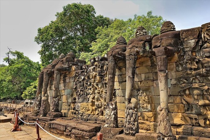 Siem Reap: Bike the Angkor Temples - Full-Day 30km Tour - How far you ride and what the road feels like (25 to 30 km of “mostly easy”)
