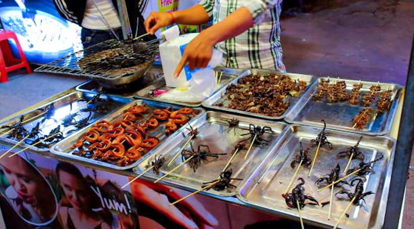 Siem Reap: Cambodia local street foods and local guide - Khmer Street Food in Siem Reap, With a Real Local Behind the Cart
