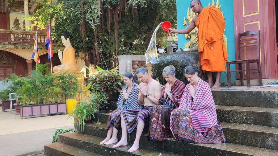 Siem Reap Cambodian Buddhist Water Blessing and Local Market - What the monks actually say, and what your guide helps you understand