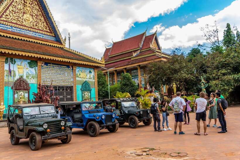 Siem Reap: Countryside Sunset Jeep Tour / SUV Available - Wat Po Banteaychey: Quick Buddhist Visit and Khmer Fortune-Telling