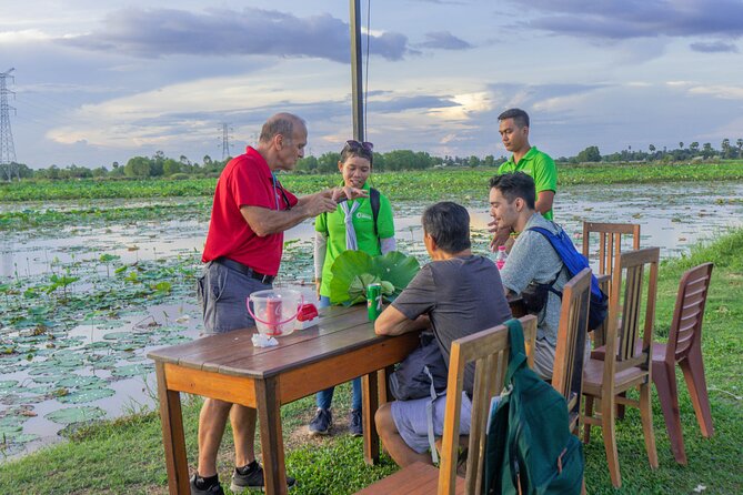 Siem Reap Countryside Sunset Vespa Tour / Tuk Tuk Available - Phnom Krom: Sunset, Rice-Field Photos, and Drinks
