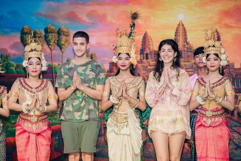 Siem Reap: Dinner and Traditional Show with Hotel Transfer - Key highlights you should know before you go