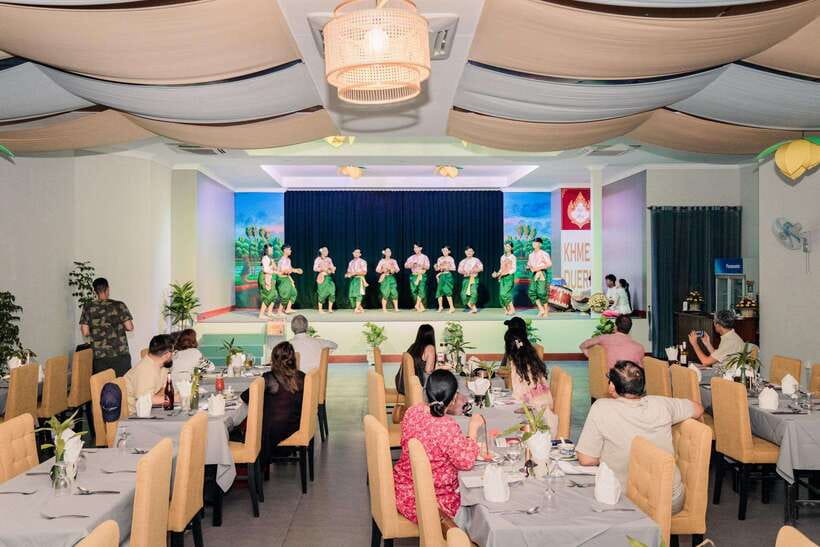 Siem Reap: Dinner and Traditional Show with Hotel Transfer - Value check: is $18 per person a fair deal?