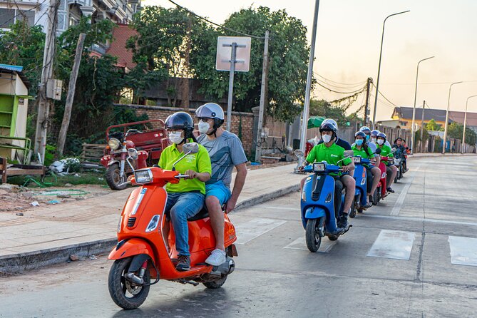 Siem Reap Evening Foodie Vespa Tour / Tuk Tuk Available - Safety, drivers, and how to make the ride feel easy