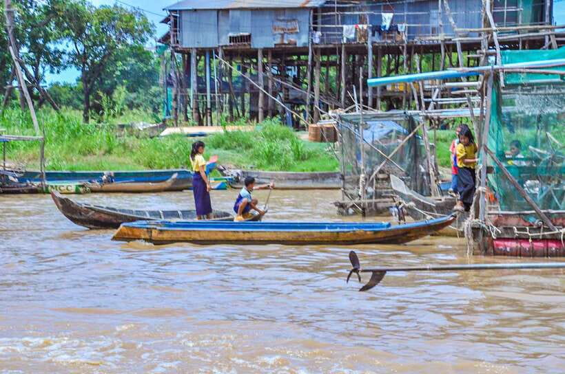 Siem Reap: Floating Village and Sunset Private Boat Tour - Tonle Sap’s big change, explained up to eight meters