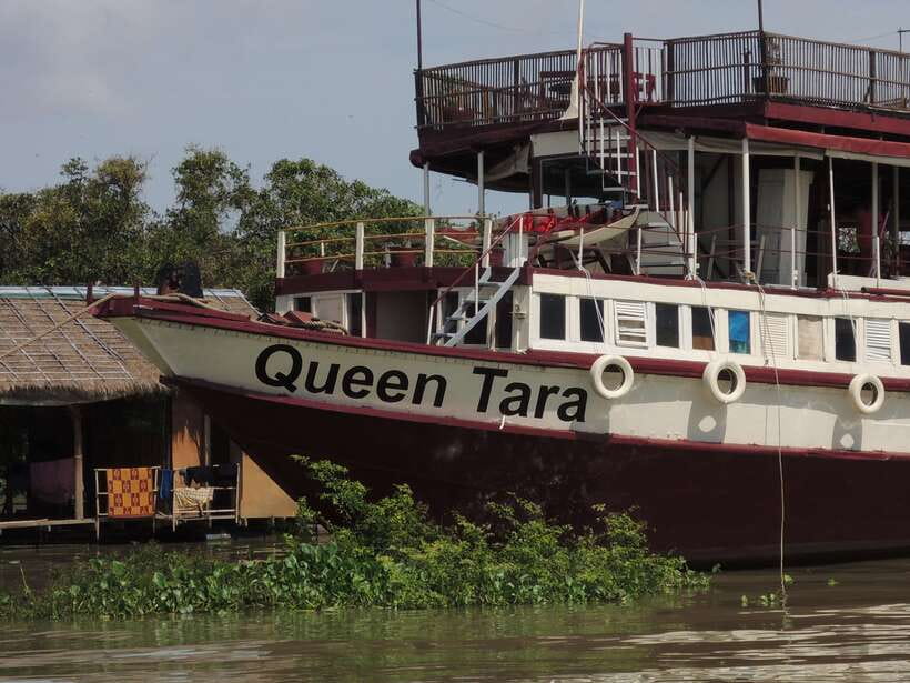 Siem Reap: Floating Village Half-Day Tour - From Siem Reap to Phnom Krom: The Land Part Sets the Stage