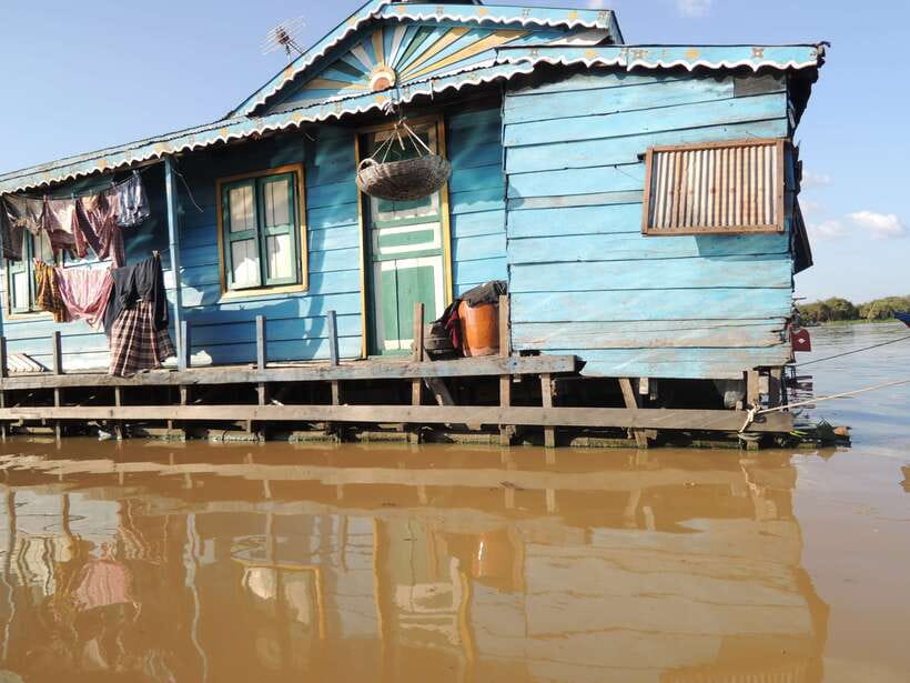 Siem Reap: Floating Village Half-Day Tour - Crocodile and Fish Farm: Trades, Lake Biology, and an Ethics Check