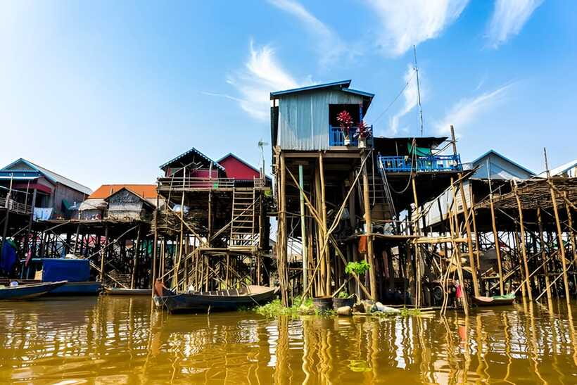 Siem Reap: Floating Village, Kampong Phluk Private Tour - Pergola art, stilt life, and the workshops you will actually see