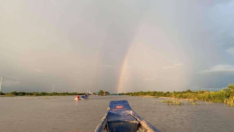 Siem Reap Floating Village Tour, Kompong Phluk Tour - Wat Kampong Phluk: A Small Stop With Big Context