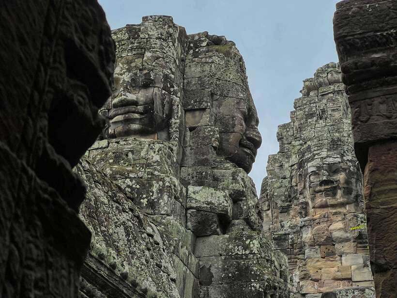 Siem Reap: Full Day Angkor Wat Temple Experience with Sunset - Angkor Thom: South Gate, Avalokiteshvara, and Bayon’s smiling faces