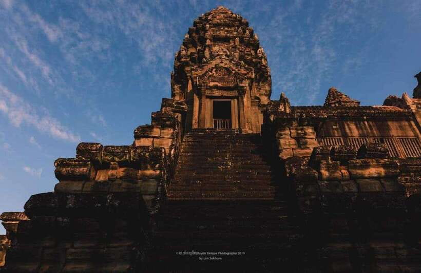 Siem Reap: Full Day Angkor Wat Temple Tour with Sunset - Ta Prohm Jungle Path: When the Ruins Feel Alive