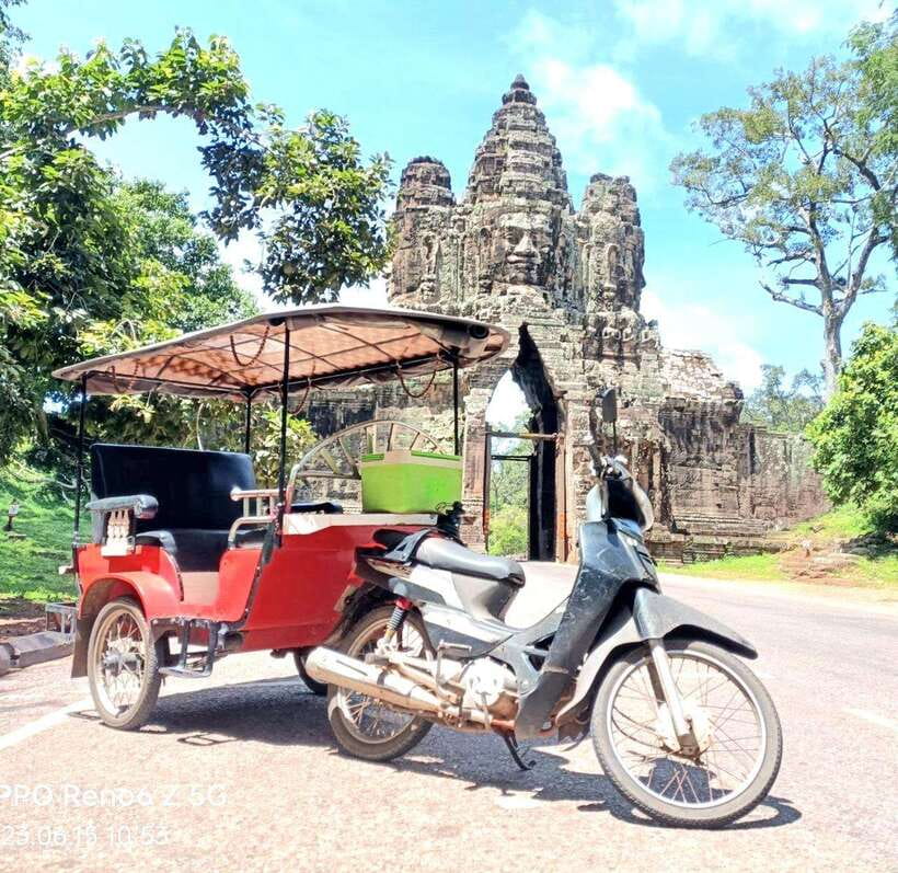 Siem Reap: Grand Circle Temples Tour With Private Tuk-Tuk - Ta Som: One Hour to See, Walk, and Move On