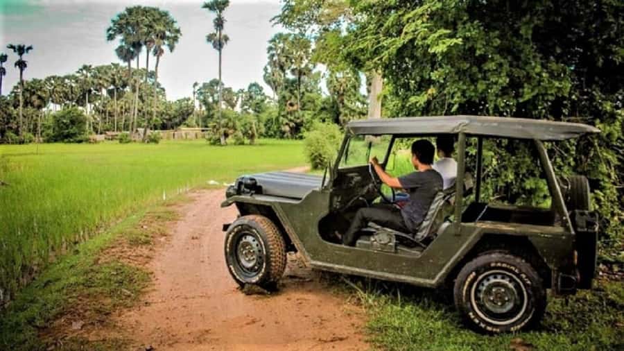 Siem Reap: Guided Countryside Sunset Tour by Jeep - Getting Picked Up in Krong Siem Reap, and What Changes Immediately