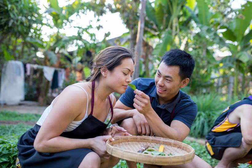 Siem Reap: Khmer Cooking Class at a Local's Home - The market walk: bargaining skills, culture, and ingredients you can actually find