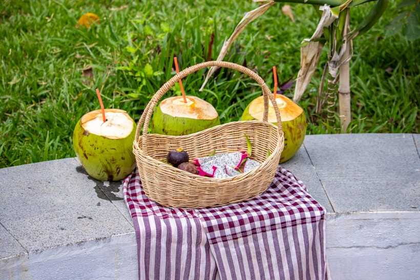 Siem Reap: Khmer Water Blessing by Monk and Lotus Farm Visit - The fried banana stop and why local snacks are part of the tour
