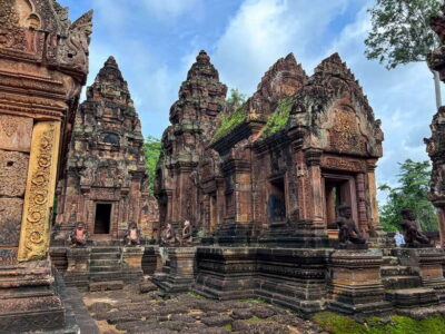 Koh Ker, Beng Mealea, & Banteay Srei Join-in Tour