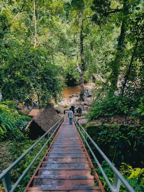 Siem Reap: Kulen Mountain, Beng Mealea, and Kampong Phluk - Preah Ang Thom Pagoda and the Kulen waterfall break