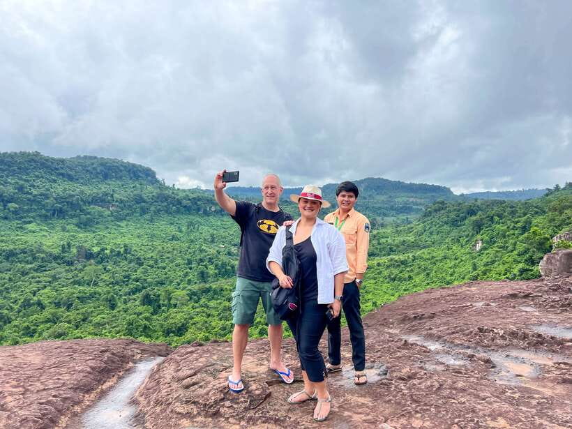 Siem Reap: Kulen Mountain Small Group Tour with Picnic Lunch - Kulen Waterfall Picnic: Local Food, Fruits, and Time to Swim