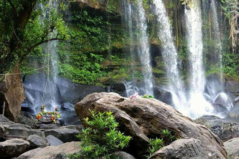 Siem Reap: Kulen Waterfall by Private Tour - Hilltop temples and the reclining Buddha: where views meet meaning