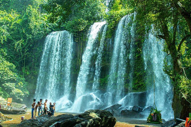 Siem Reap: Phnom Kulen National Park & Beng Mealea Private Tour - Beng Mealea: an Angkor-like maze that nature reclaimed