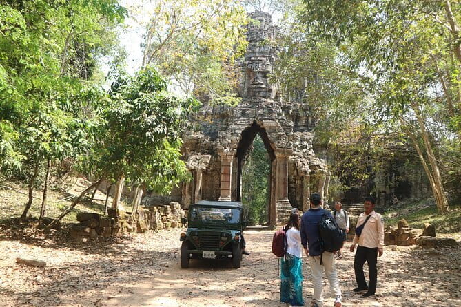 Siem Reap: Private Custom Angkor Wat Tour with Local Guide - Price and Value: What You Pay, What You Don’t