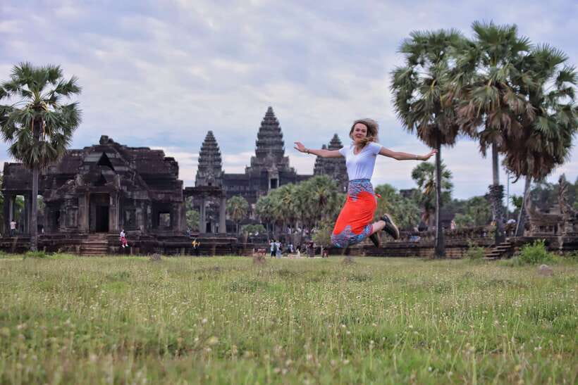Siem Reap: Private Tour of Angkor Complex - Angkor Wat in the afternoon: the big finished masterpiece on the plain