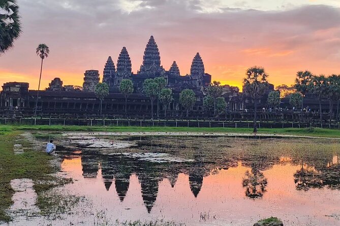 Siem Reap Shared Full-Day Guided Tour of Angkor Temples - First stop at Angkor Thom South Gate: the moment your brain understands the scale