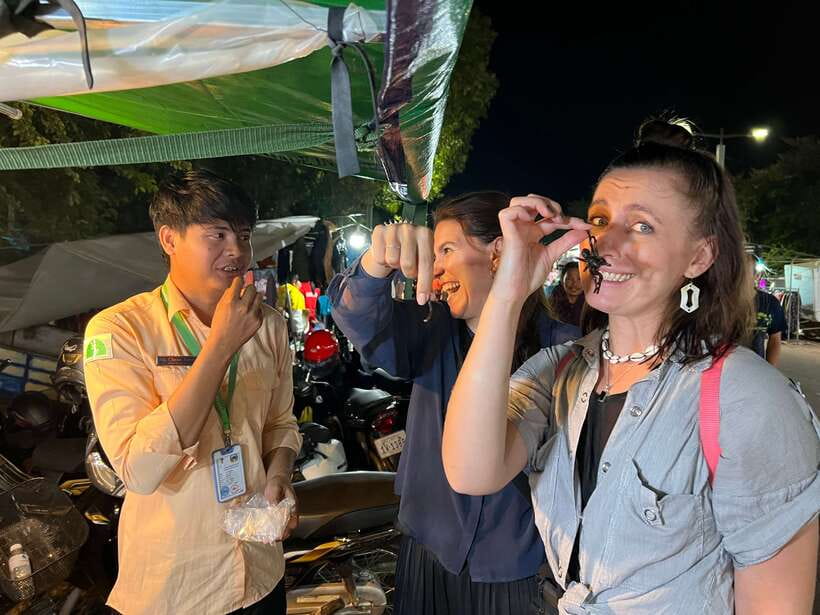 Siem Reap: Small Group Street Food Tour with Tuk-Tuk Ride - Tuk-Tuk Ride Through Siem Reap: Fun Transport, Real Convenience