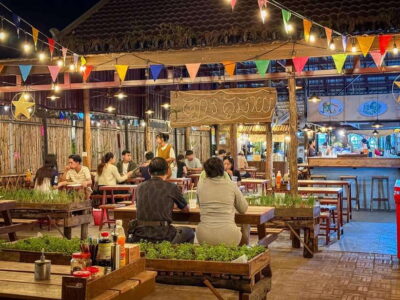 Street Food Experience by Tuk-Tuk